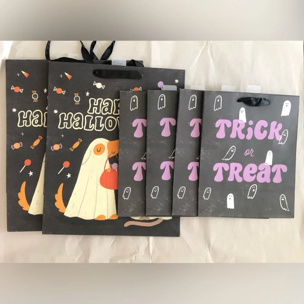 Hallmark Halloween Gift Bag 6/pack